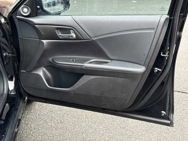Used 2015 Honda Accord EX-L image 8