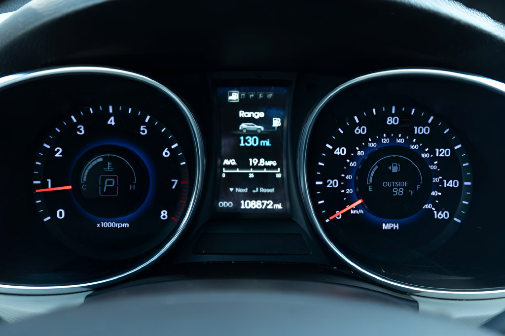 Used 2016 Hyundai Santa Fe Sport 2.0T w/ Option Group 05 FWD image 27