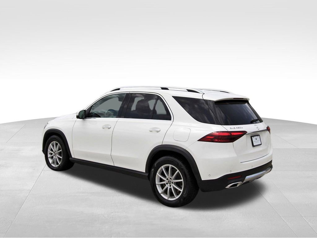 Used 2024 Mercedes-Benz GLE 450e 4MATIC image 3
