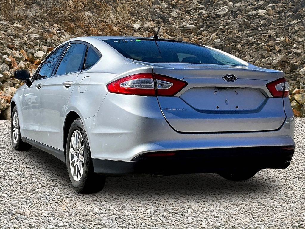 Used 2016 Ford Fusion S FWD image 10