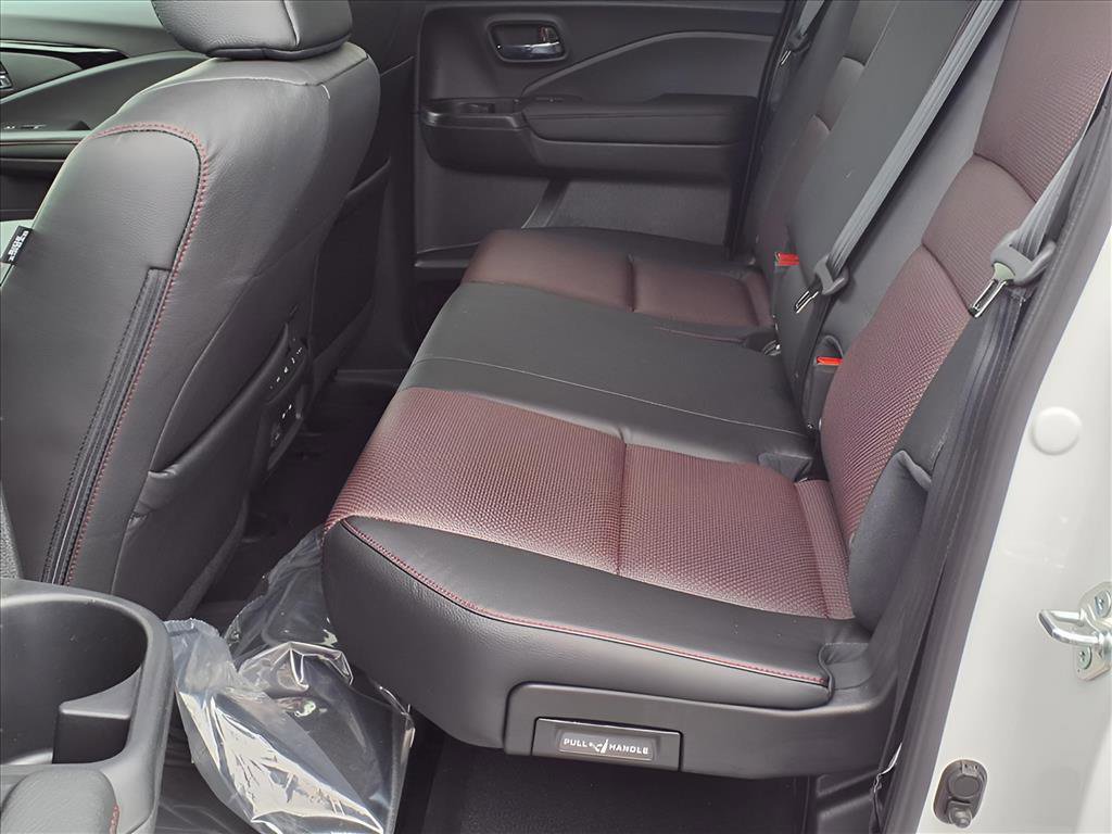 New 2026 Honda Ridgeline Black Edition image 13