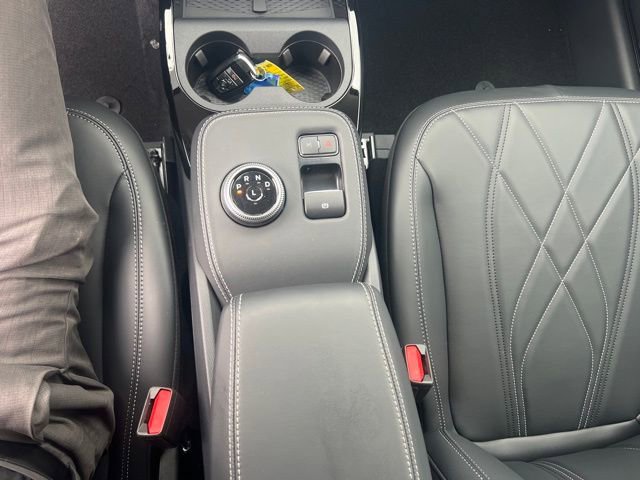 New 2024 Ford Mustang Mach-E Select image 19