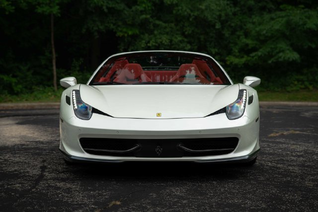 Used 2014 Ferrari 458 Spider RWD image 32