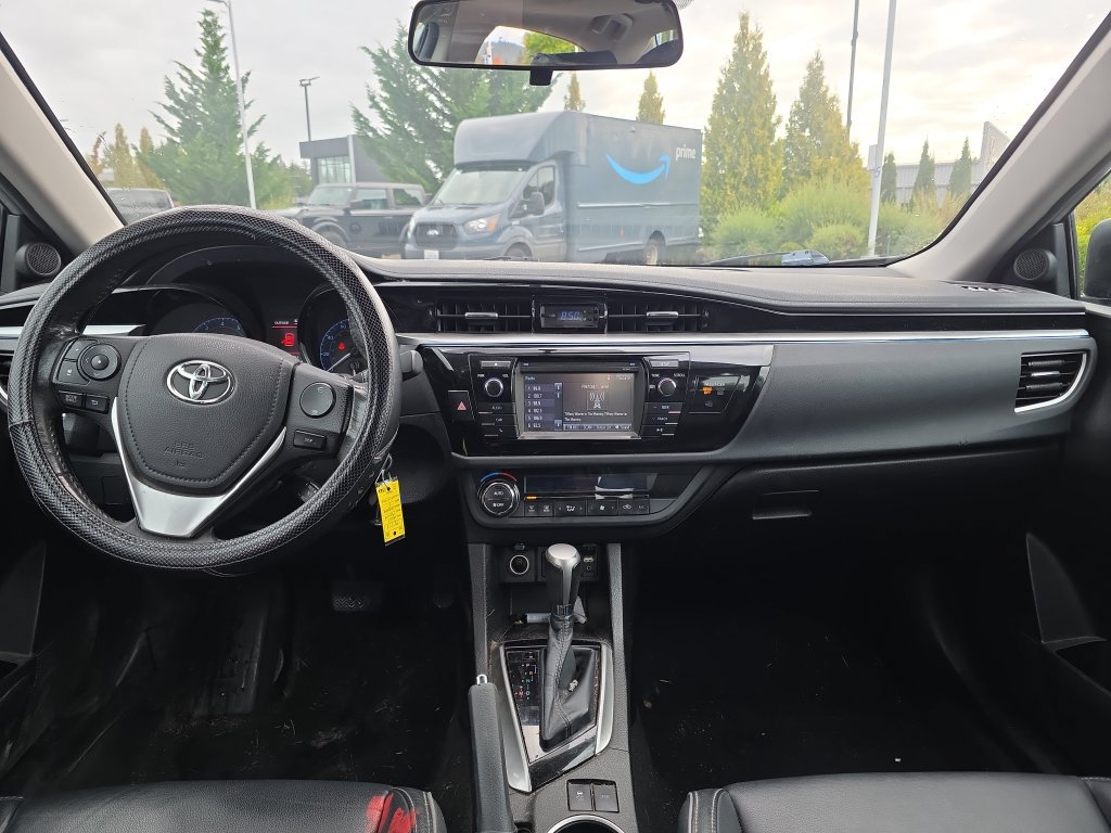 Used 2014 Toyota Corolla S Premium FWD image 5