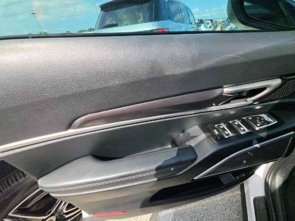 Used 2024 Kia Telluride LX FWD image 18