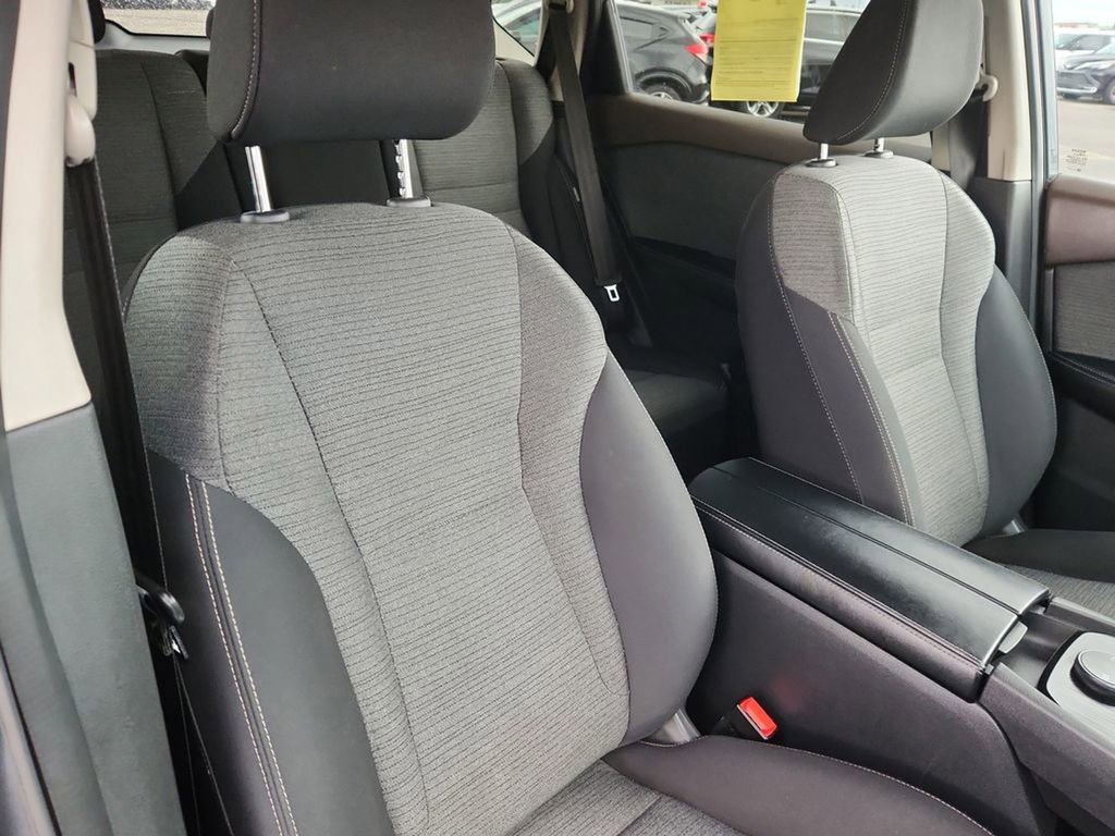 Used 2023 Nissan Rogue SV image 16