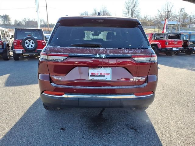 Used 2025 Jeep Grand Cherokee Limited w/ Luxury Tech Group II image 5