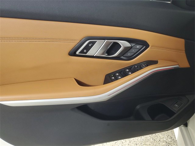 Used 2020 BMW M340i w/ Parking Assistance Package image 16