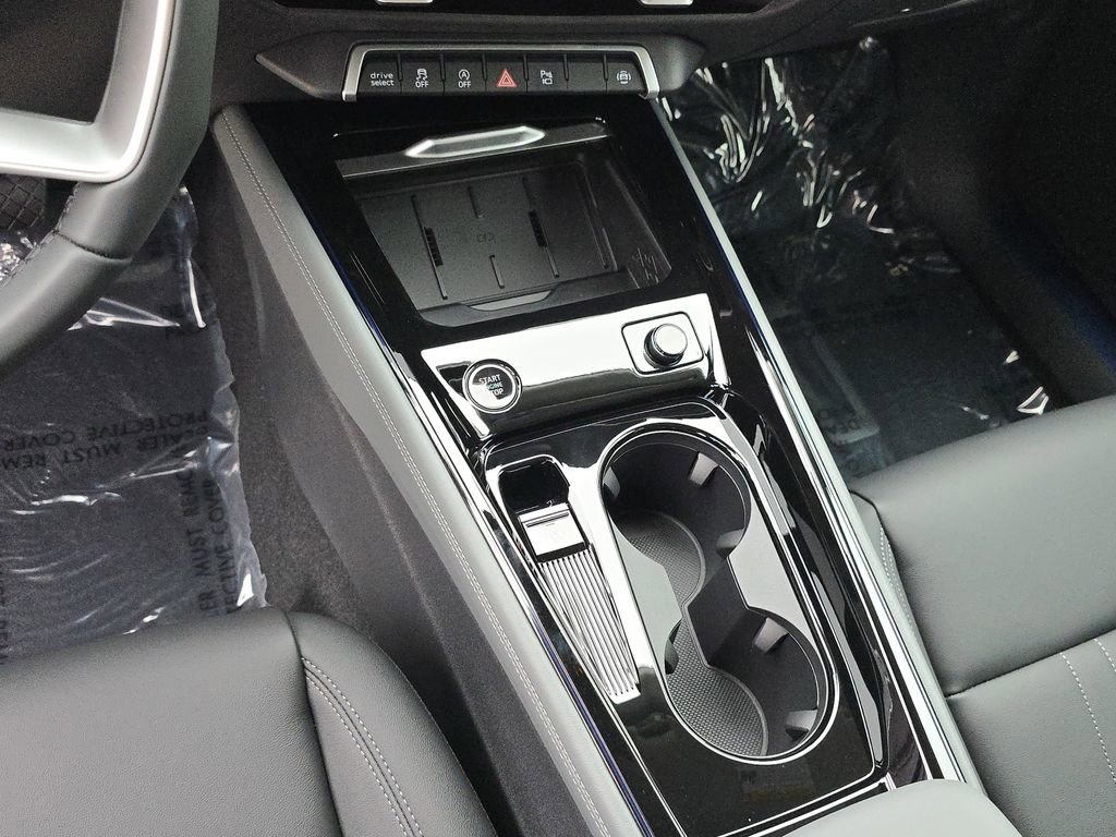 New 2026 Audi Q3 quattro 2.0T AWD/4WD image 28