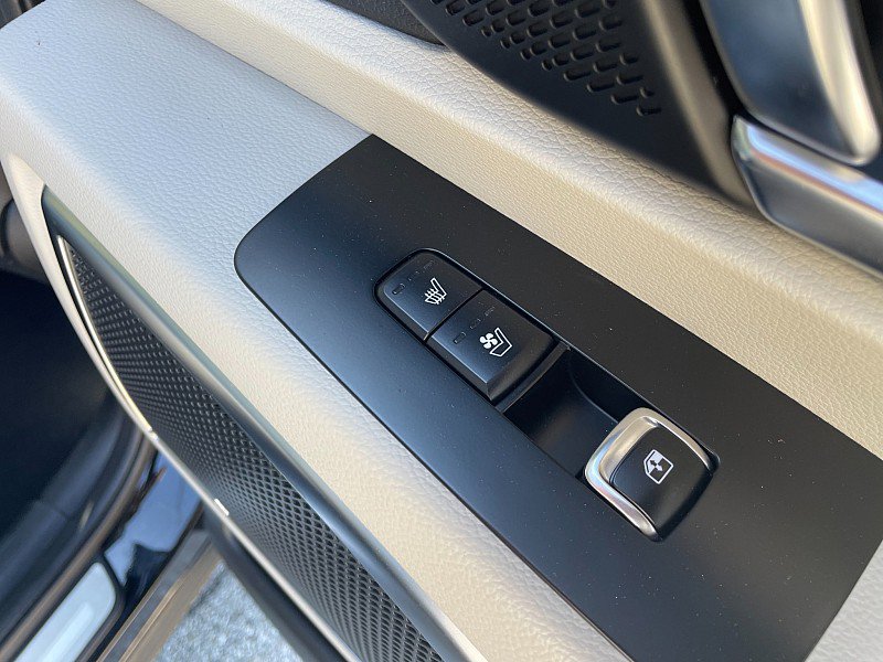 Used 2022 Kia Telluride SX w/ SX Prestige Package image 33