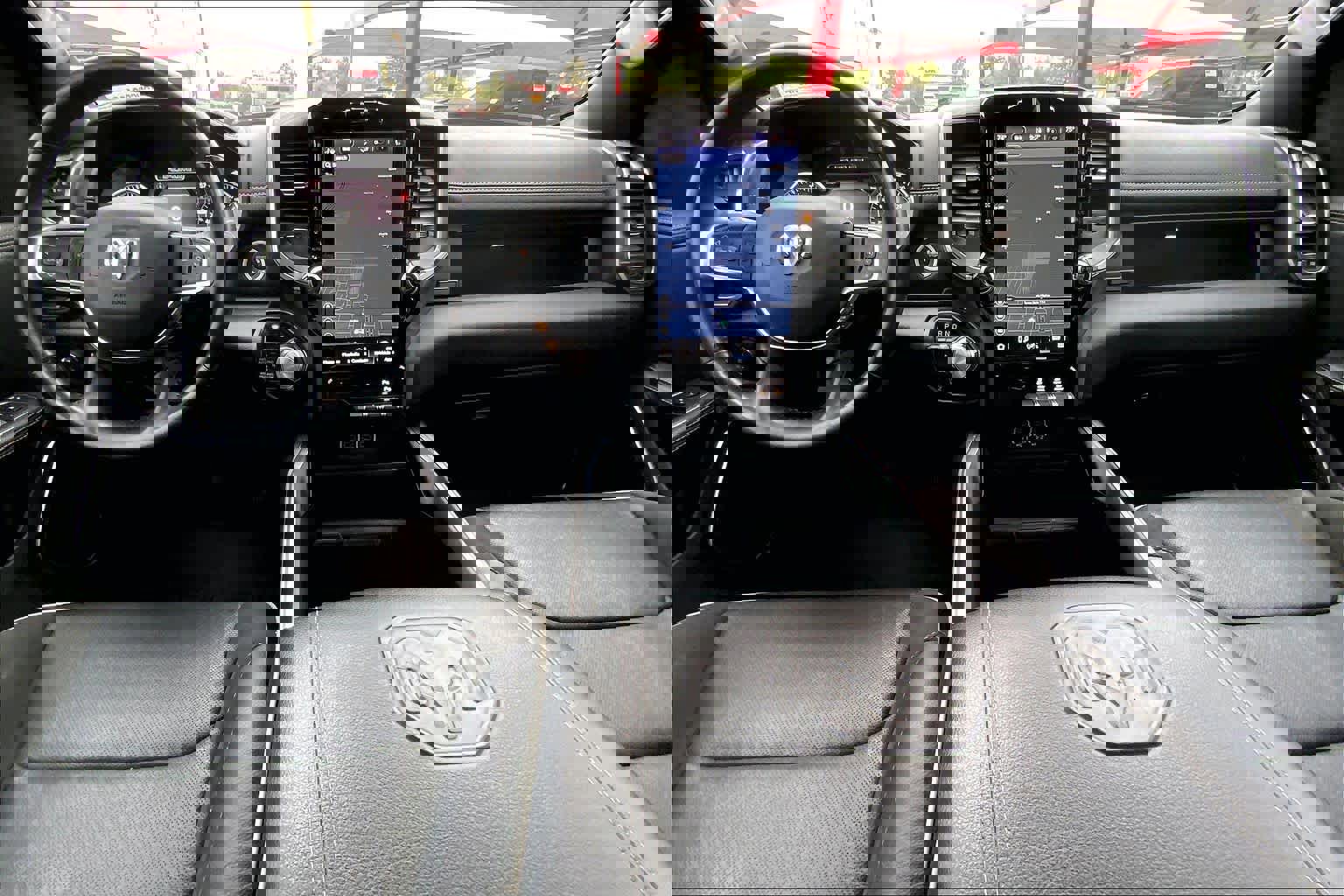 Used 2023 RAM 1500 Laramie AWD/4WD image 16