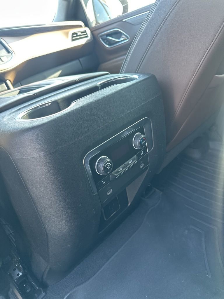 Used 2021 Chevrolet Tahoe High Country RWD image 10