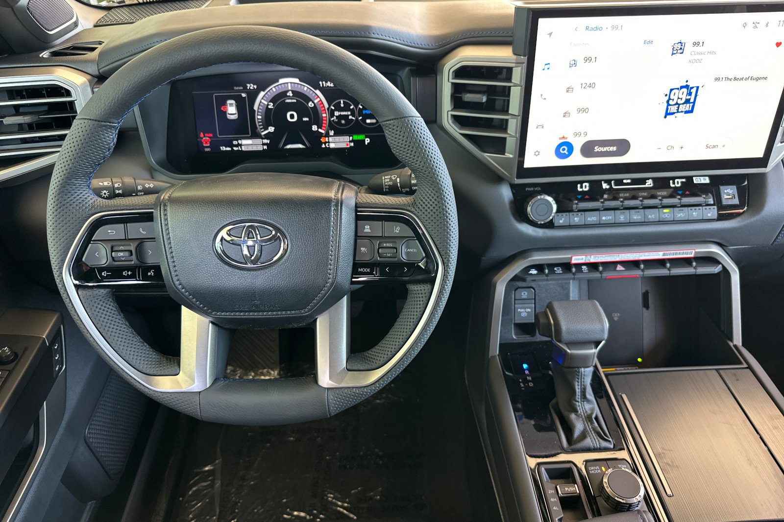 New 2026 Toyota Sequoia Platinum AWD/4WD image 12