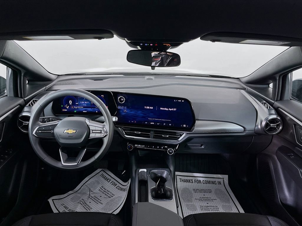 Used 2026 Chevrolet Equinox EV LT FWD image 12