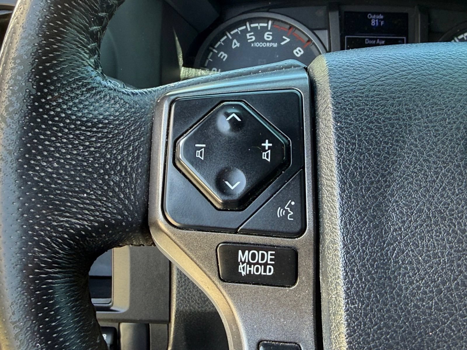 Used 2017 Toyota Tacoma TRD Sport w/ Tow Package RWD image 25