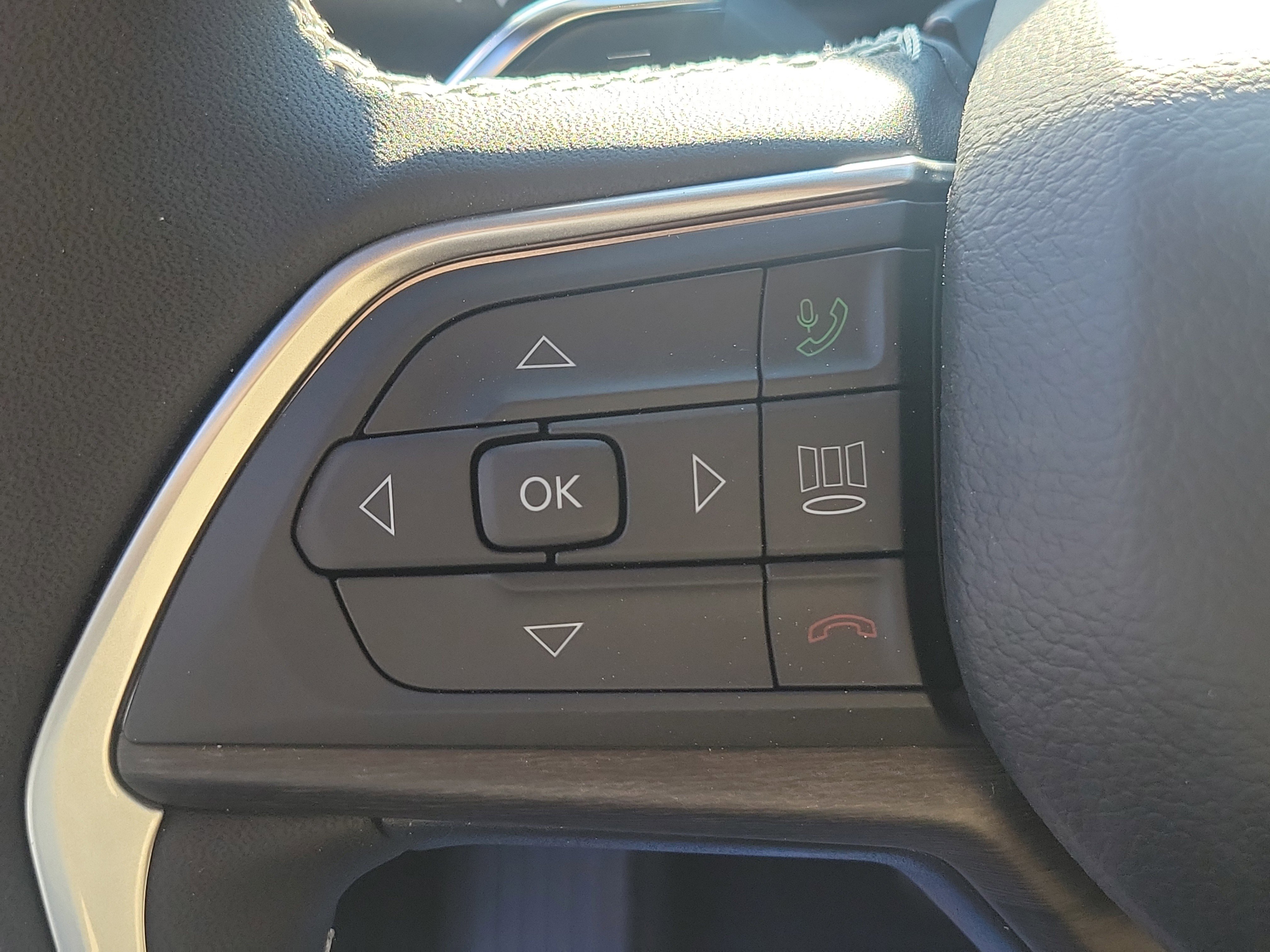 New 2026 Jeep Grand Cherokee Limited image 13