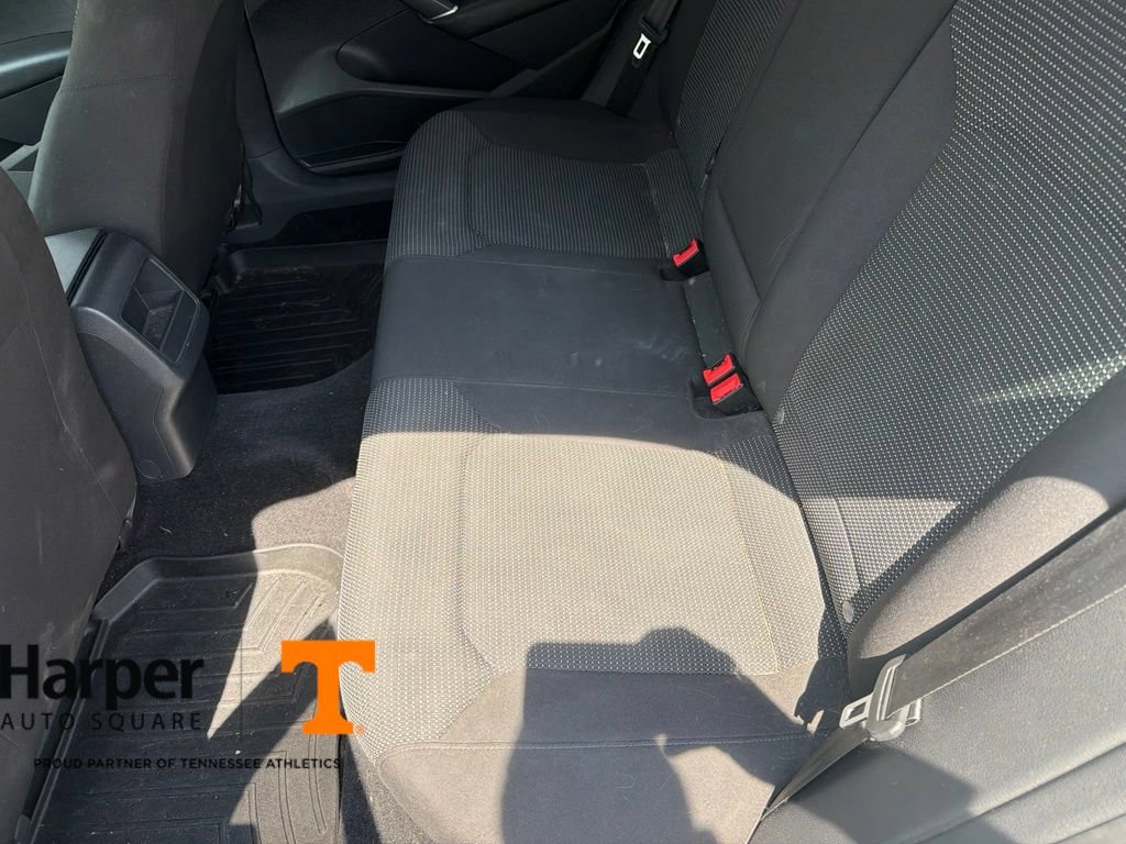 Used 2018 Volkswagen Passat 2.0T S w/ Driver Assistance Package FWD image 9