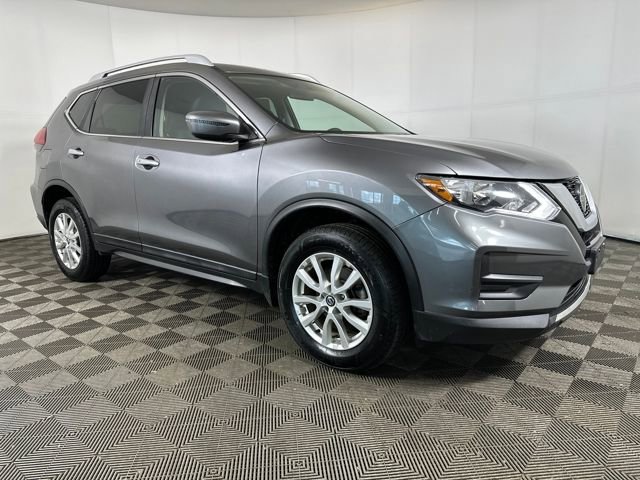 Used 2018 Nissan Rogue SV image 2