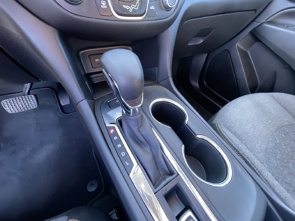 Used 2022 Chevrolet Equinox LT AWD/4WD image 16