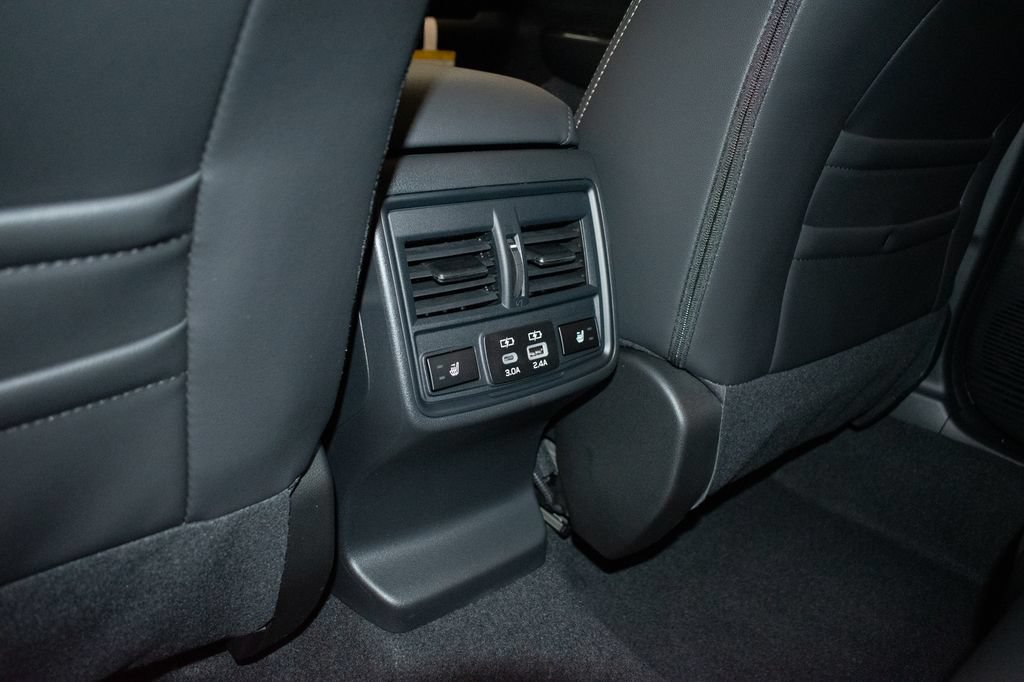 New 2026 Subaru Outback Limited AWD/4WD image 24