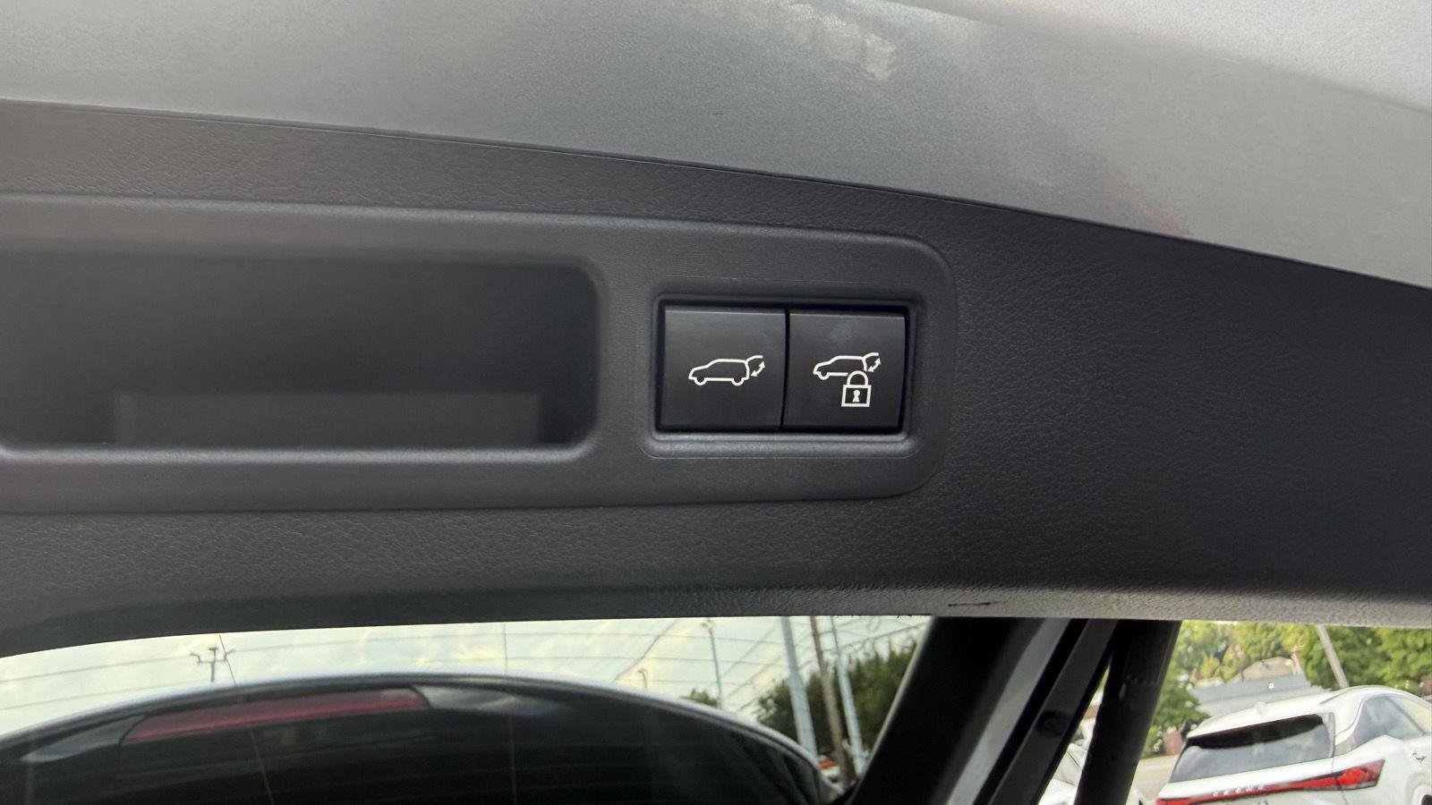 Used 2023 Lexus RX 350 F Sport w/ Cold Area Package AWD/4WD image 33