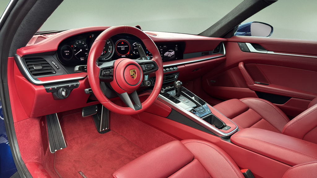 Used 2022 Porsche 911 Carrera RWD image 44