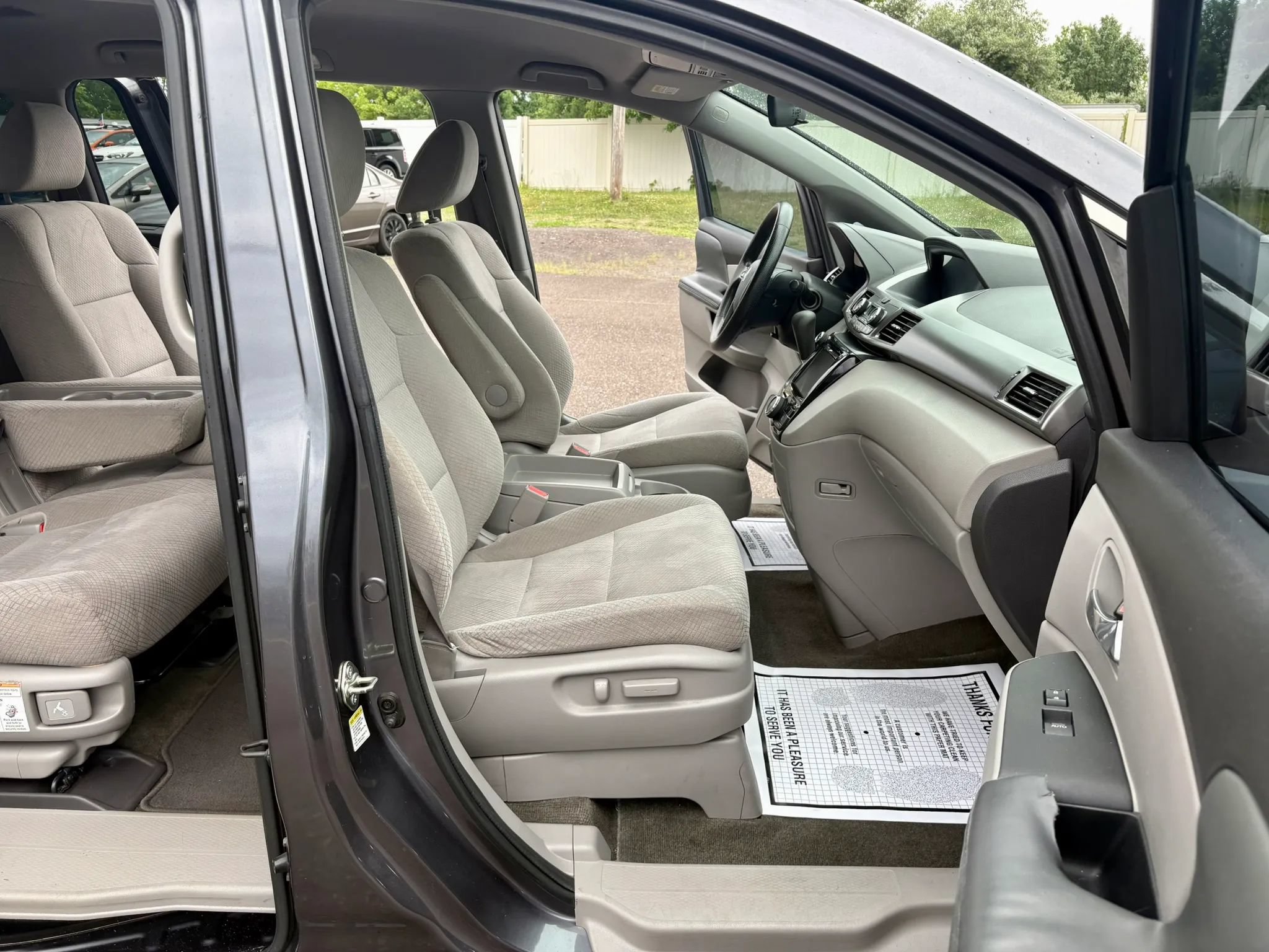 Used 2016 Honda Odyssey EX image 29