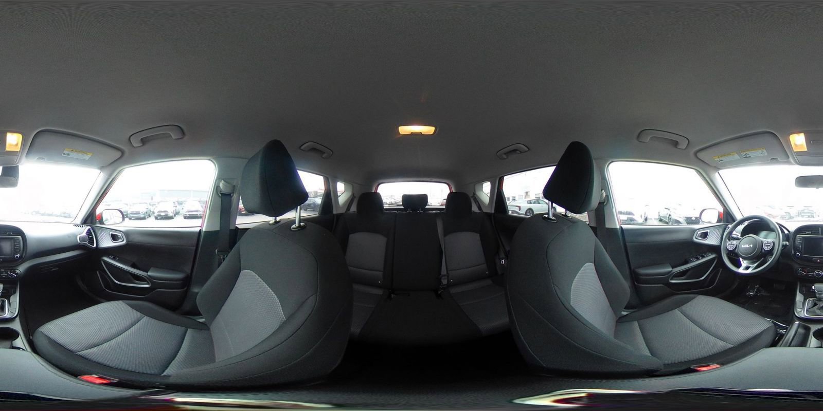 Used 2025 Kia Soul LX w/ LX Technology Package image 40