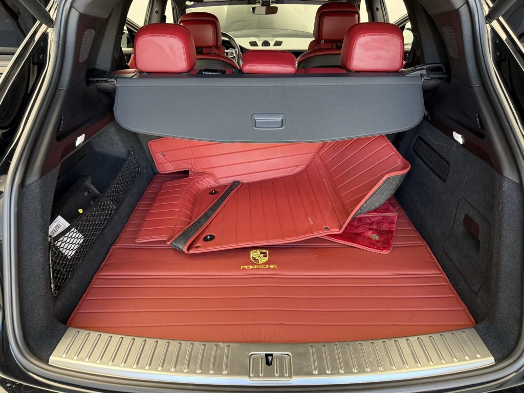 Used 2019 Porsche Cayenne S image 7