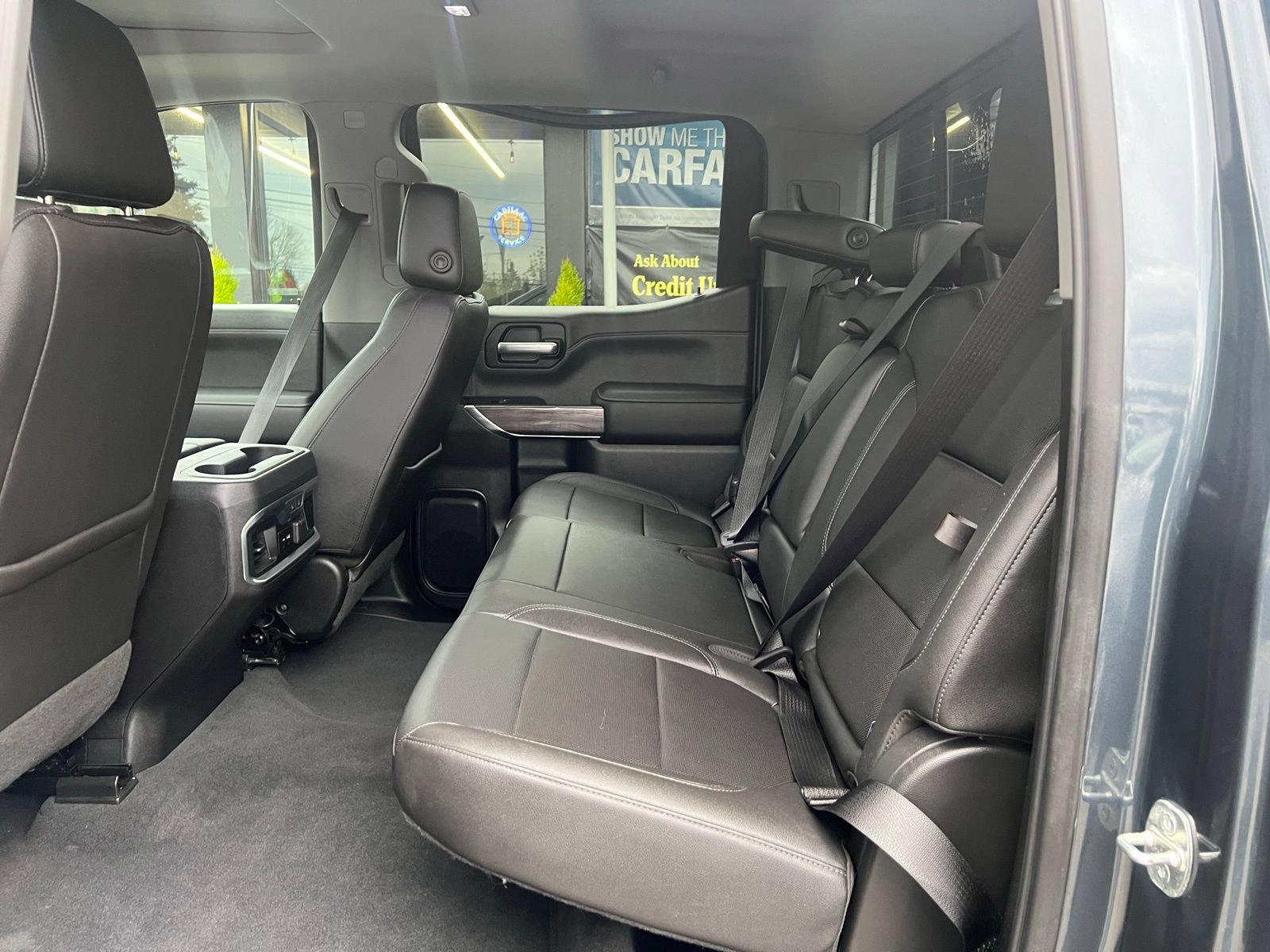 Used 2019 Chevrolet Silverado 1500 LTZ w/ LTZ Convenience Package AWD/4WD image 27
