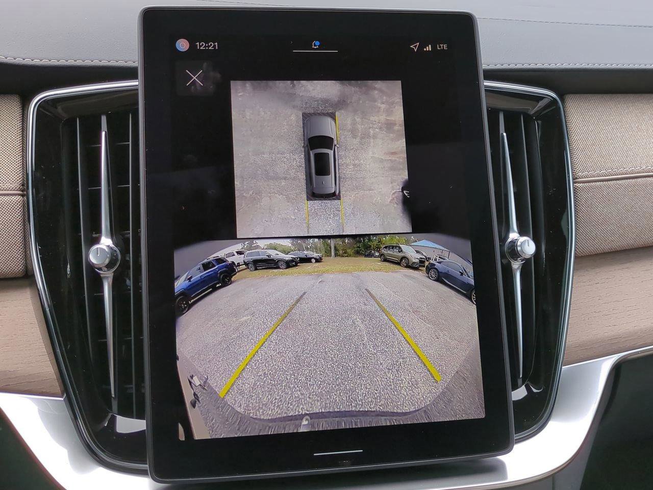 New 2026 Volvo XC90 B6 Ultra w/ Lounge Package image 19