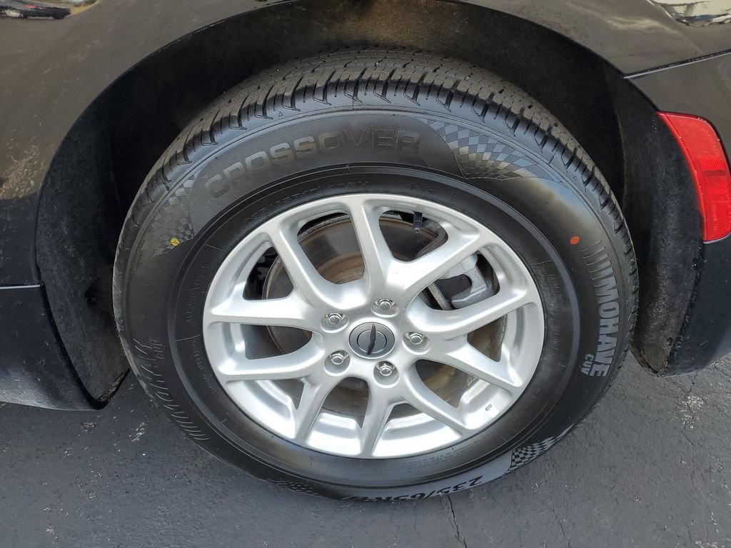 Used 2025 Chrysler Pacifica Select FWD image 34