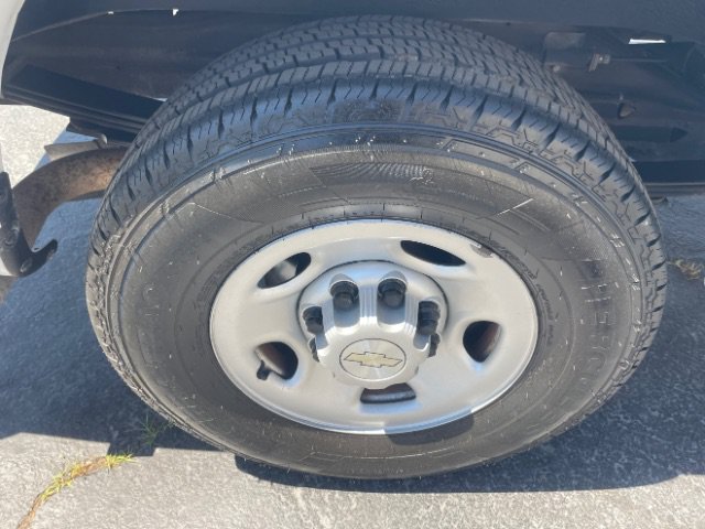 Used 2021 Chevrolet Express 2500 Extended w/ Communications Package RWD image 18