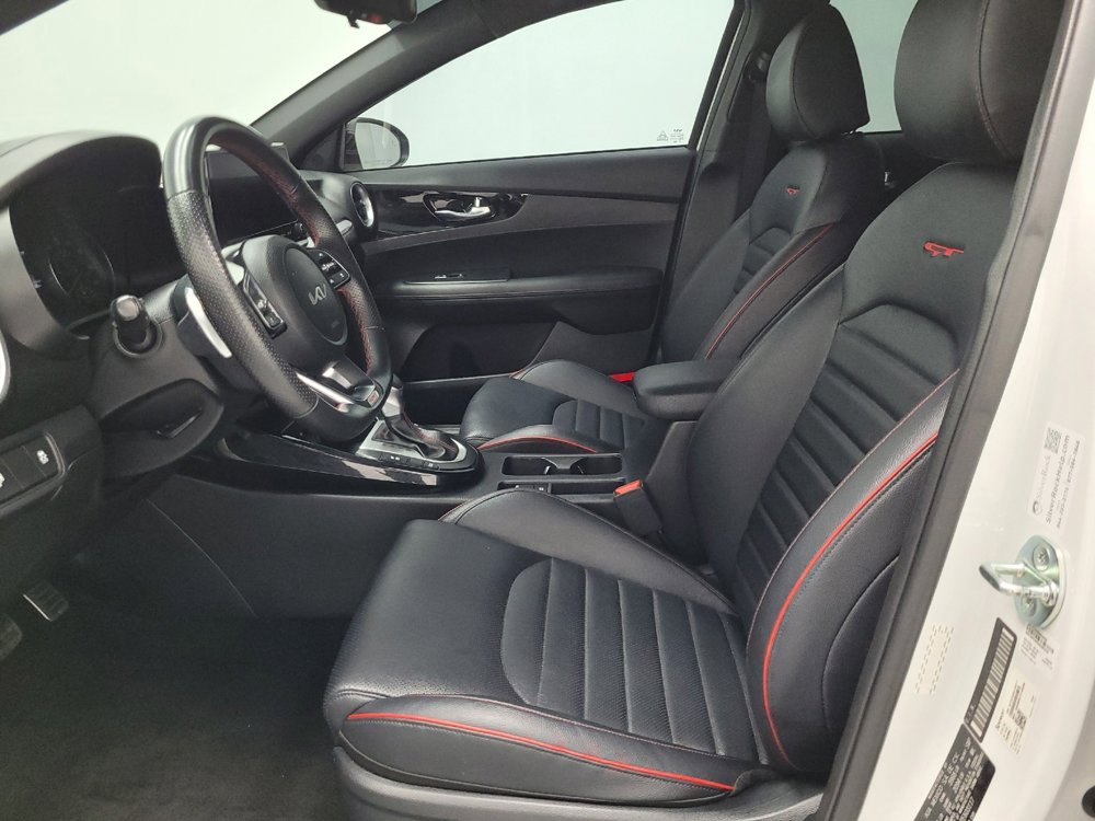 Used 2023 Kia Forte GT w/ GT2 Package image 17