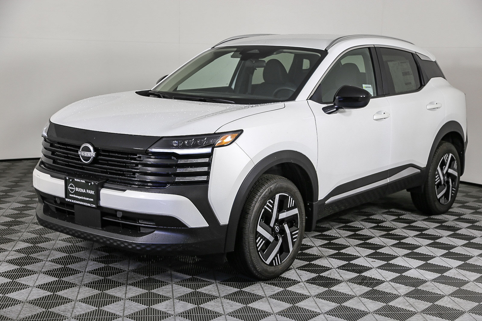New 2026 Nissan Kicks SV FWD image 5