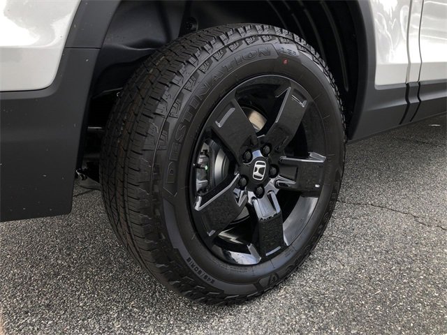 New 2026 Honda Ridgeline Black Edition image 6