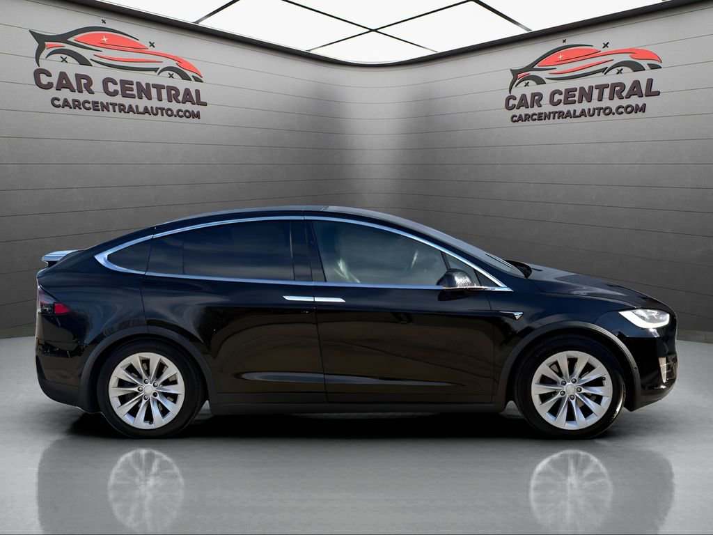 Used 2019 Tesla Model X 100D image 6