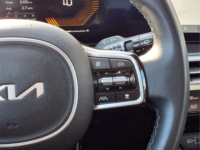 Used 2024 Kia Sorento S image 18