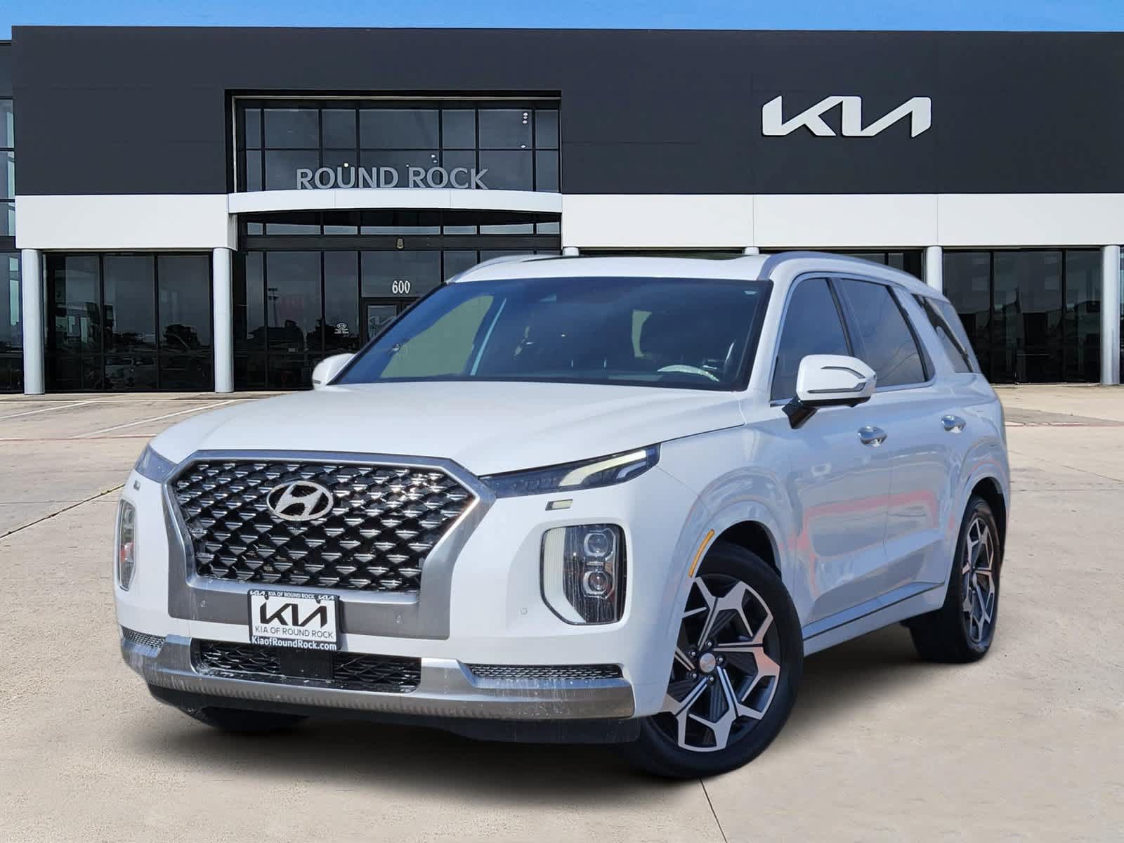 Used 2022 Hyundai Palisade Calligraphy w/ Cargo Package FWD image 1