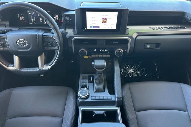 Certified 2024 Toyota Tacoma SR5 w/ SR5 Upgrade Package AWD/4WD image 17