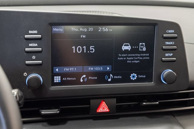 Used 2025 Hyundai Elantra Sport FWD image 18
