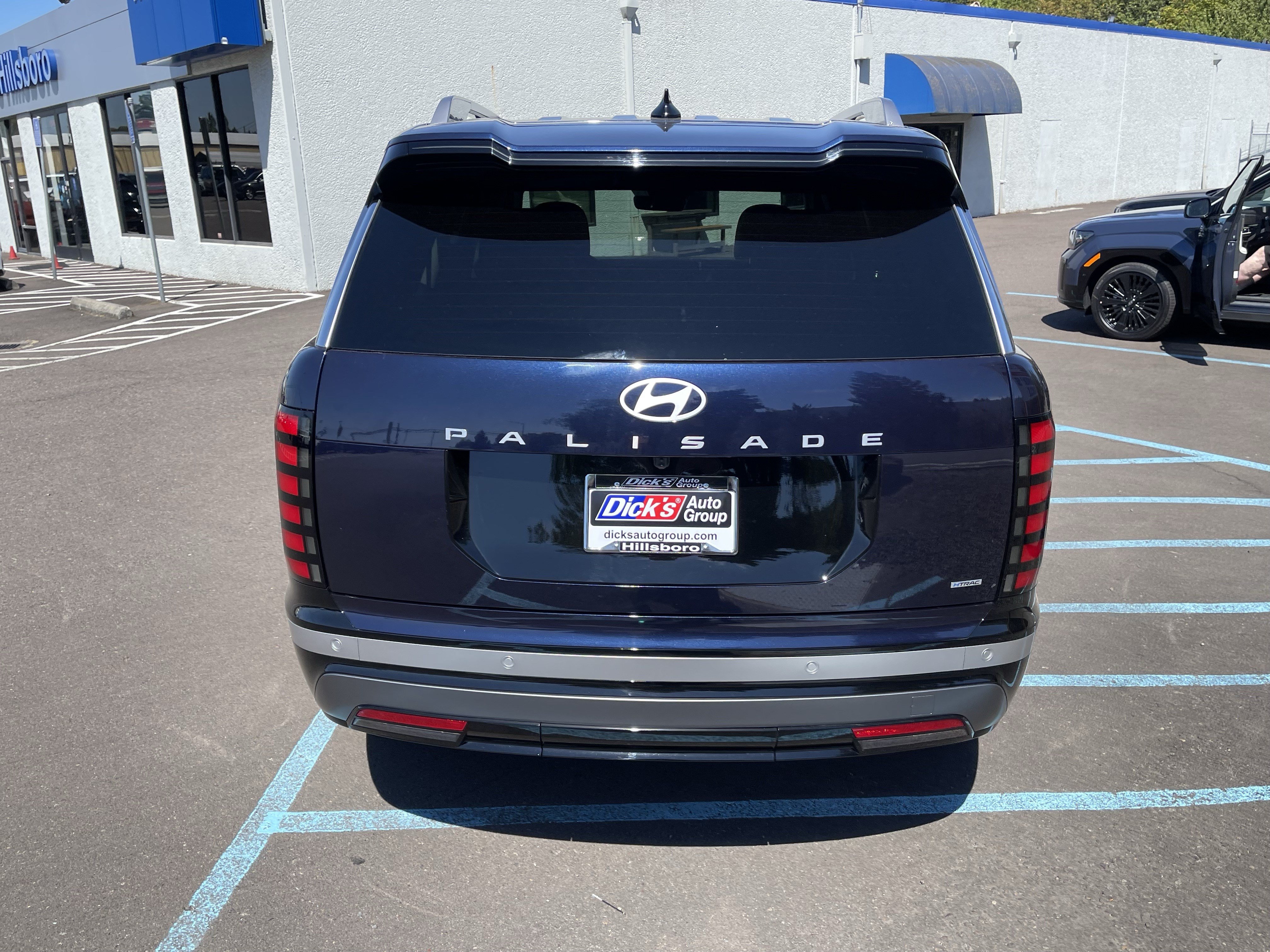 Certified 2026 Hyundai Palisade Limited AWD/4WD image 4