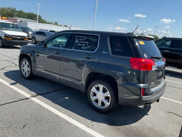 Used 2017 GMC Terrain SLE FWD image 4