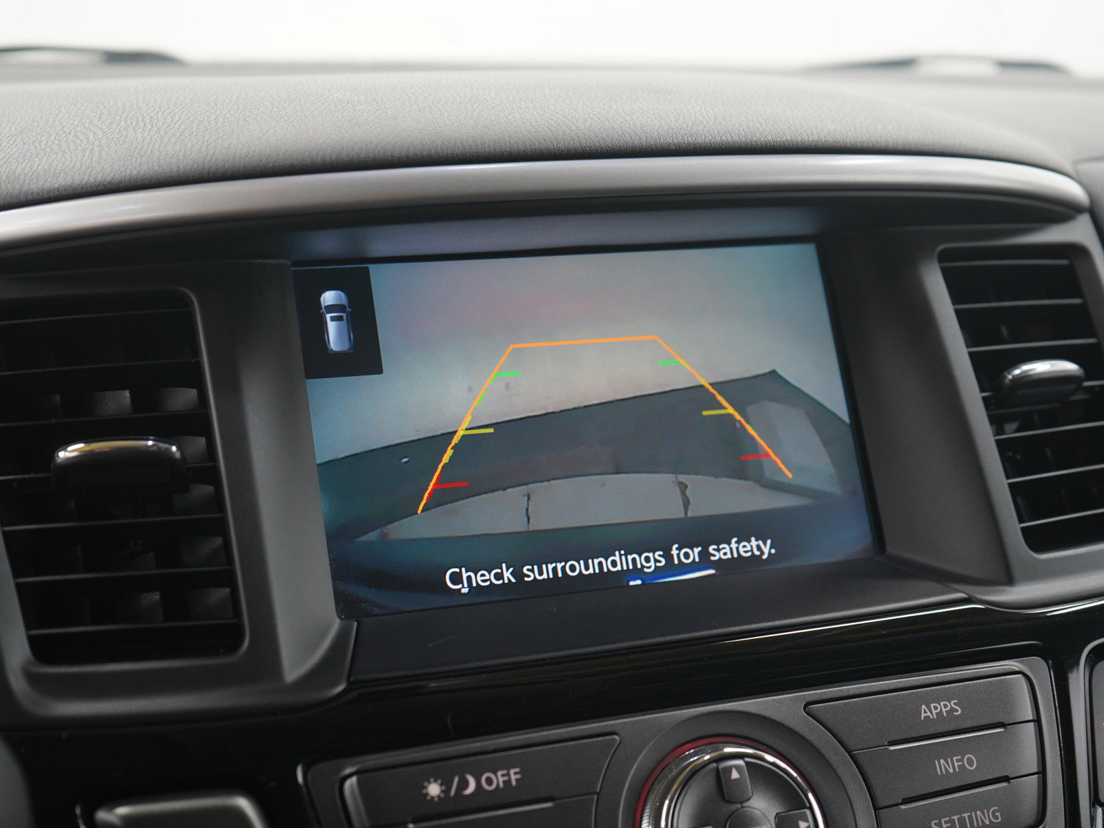 Used 2019 Nissan Pathfinder S image 26