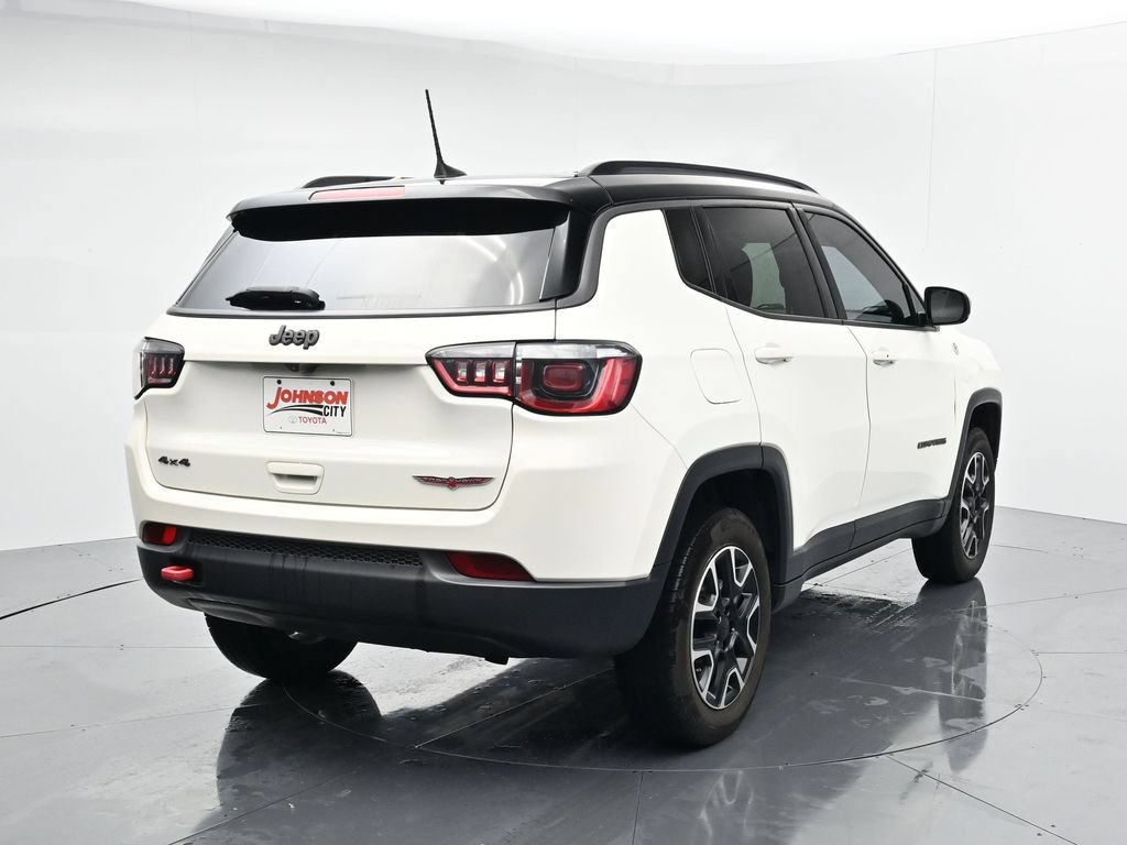Used 2019 Jeep Compass Trailhawk w/ Popular Equipment Group AWD/4WD image 6