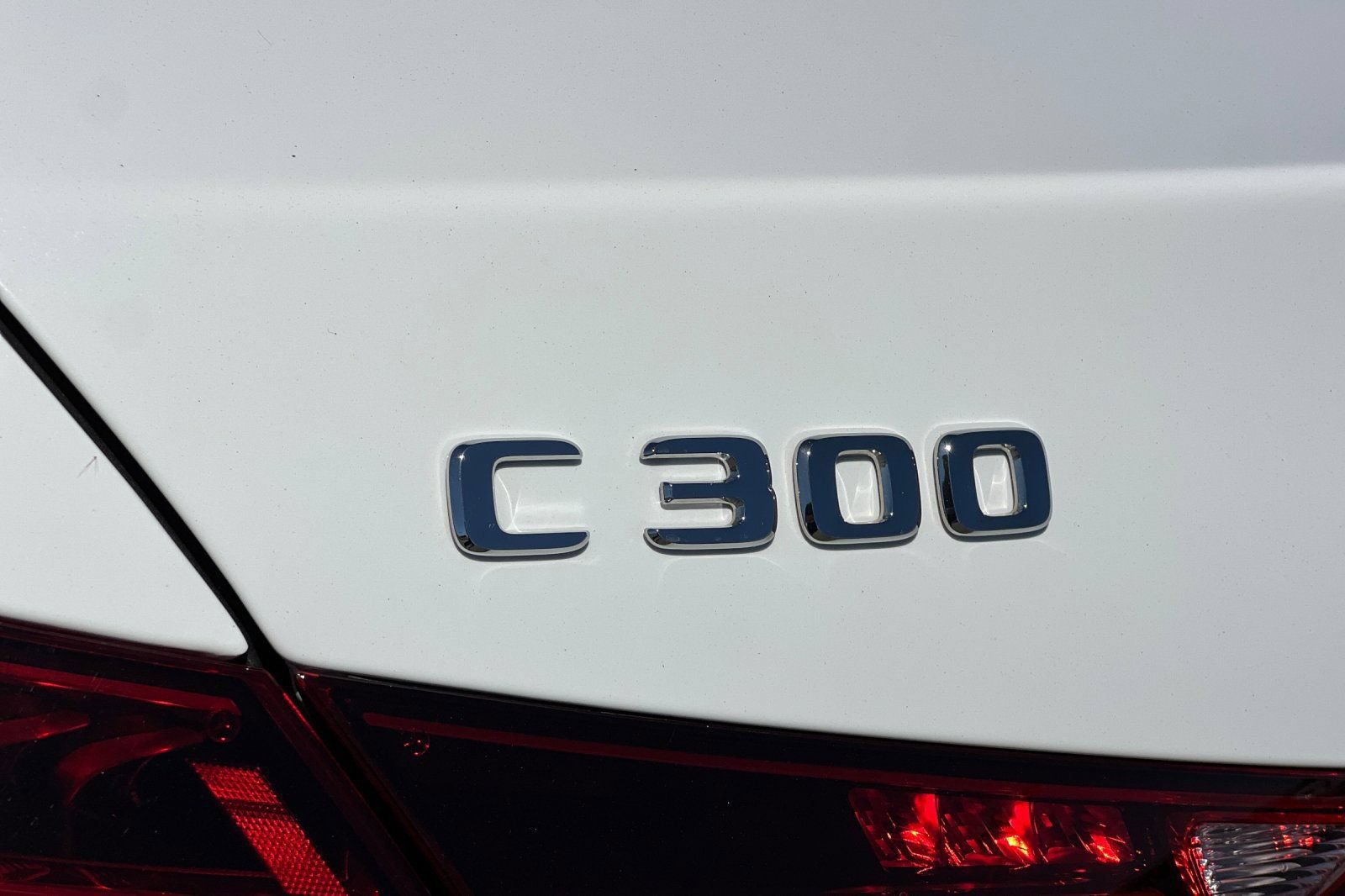 Used 2025 Mercedes-Benz C 300 4MATIC Sedan image 12