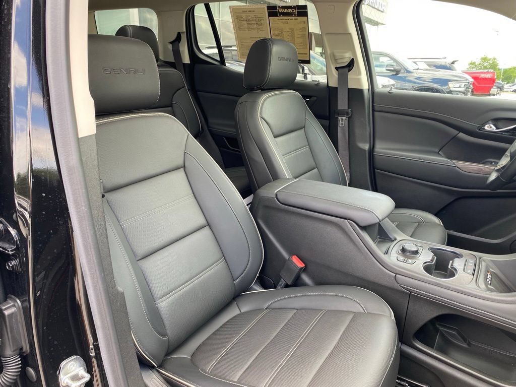 Used 2023 GMC Acadia Denali w/ Denali Ultimate Package AWD/4WD image 31