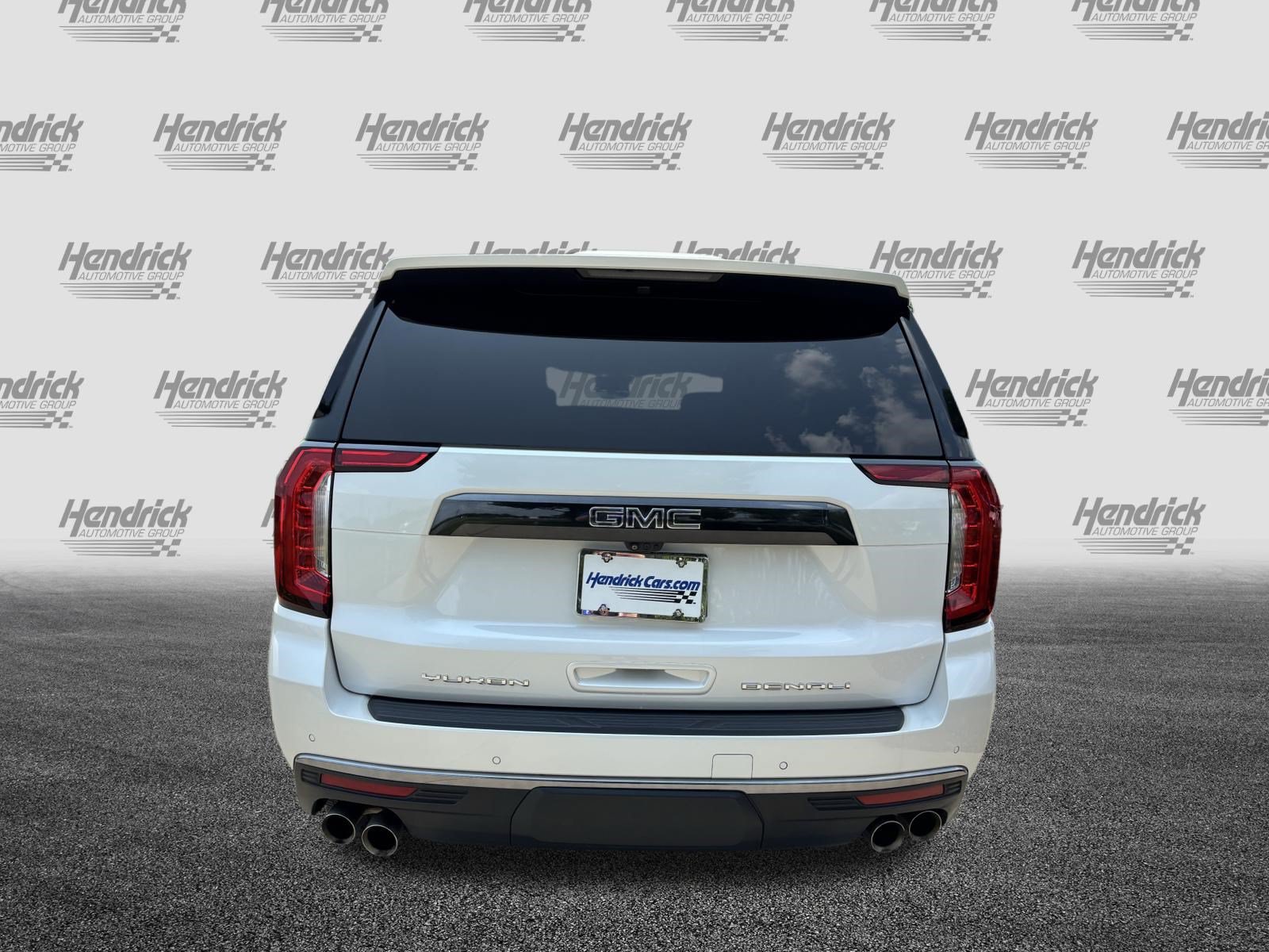 Used 2024 GMC Yukon Denali Ultimate AWD/4WD image 9