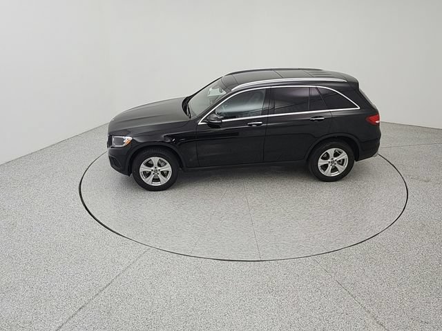 Used 2018 Mercedes-Benz GLC 300 4MATIC image 20