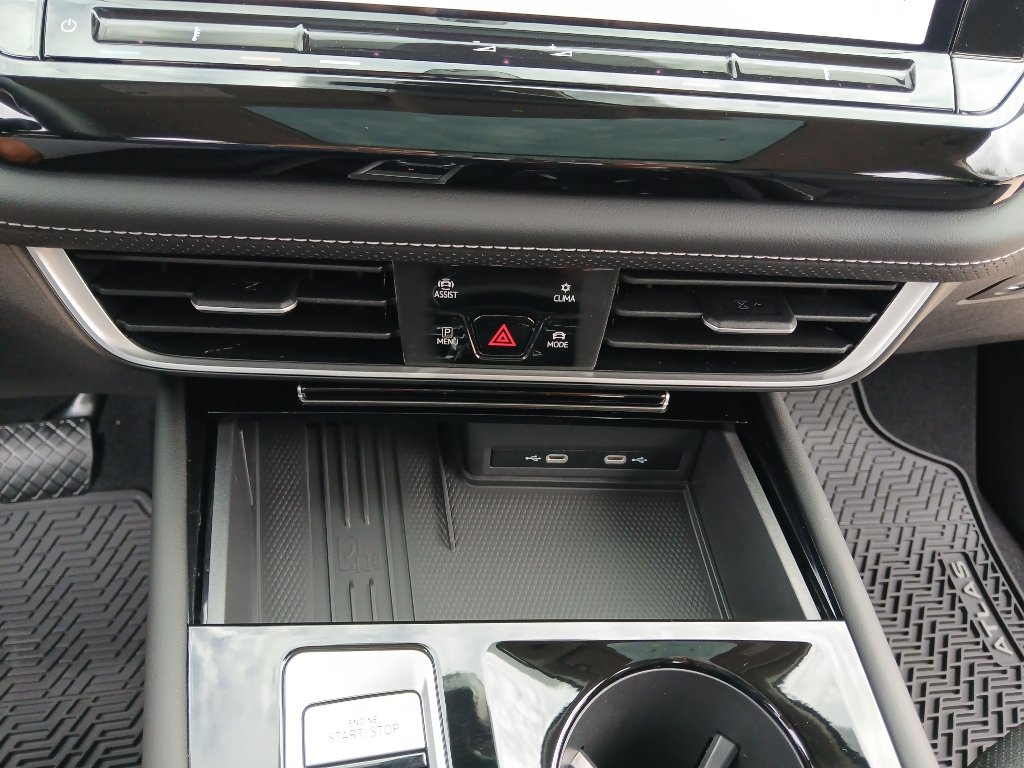 New 2026 Volkswagen Atlas SE FWD image 16